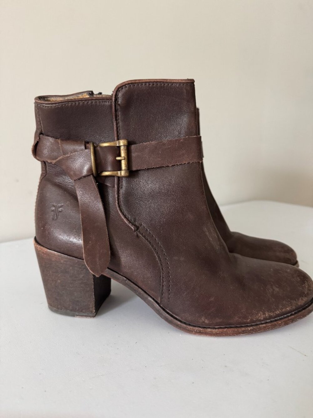 Frye Malorie Knotted Short Heeled Bootie Womens 9.5M Brown Leather 76117, 347611 - Picture 6 of 15